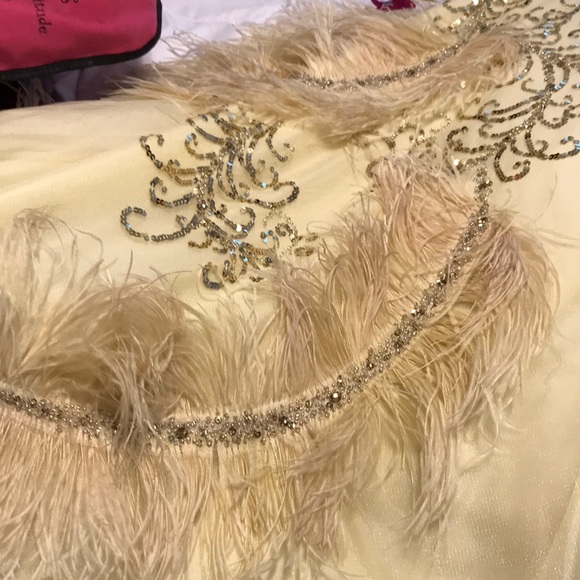 Sherri Hill Prom Dress - Picture 5 of 8